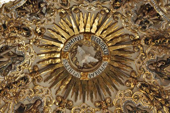 Centro da cúpula  da Capilla del Rosário. Puebla, México